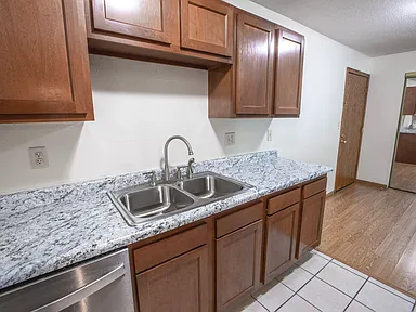 Edgewood Apartments - 607 Kenwood Ave Duluth MN | Zillow