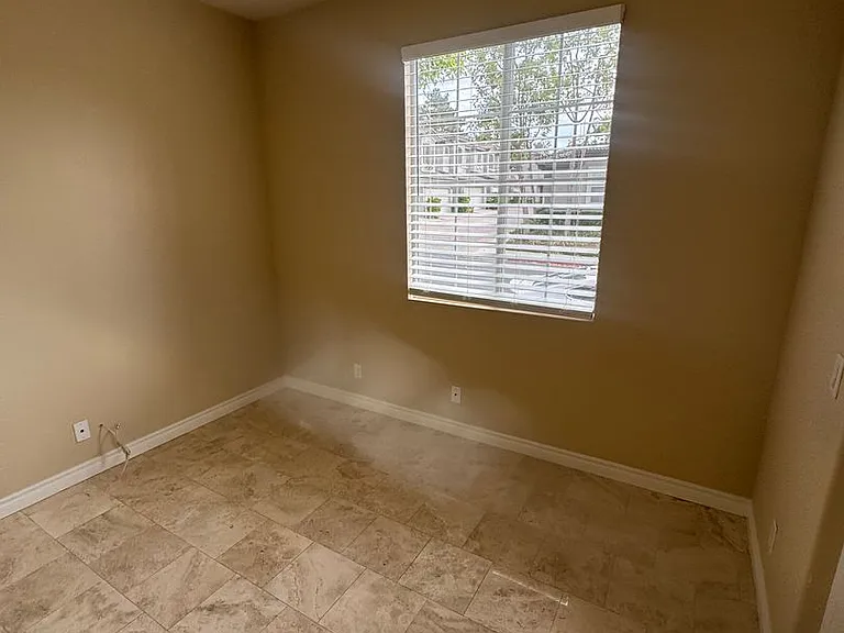 170 Trofello Ln — Photo 19