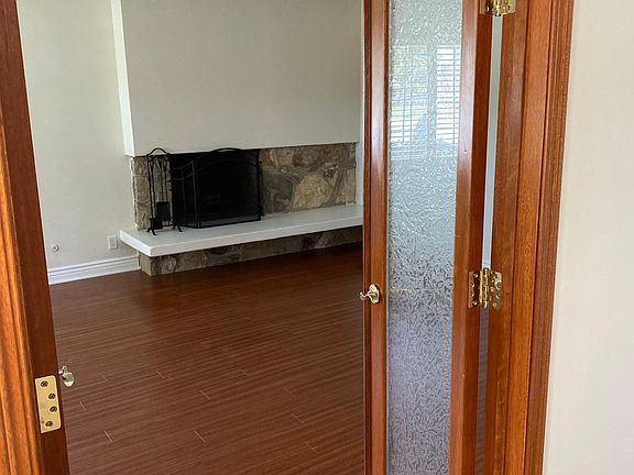 Entrance to formal living room