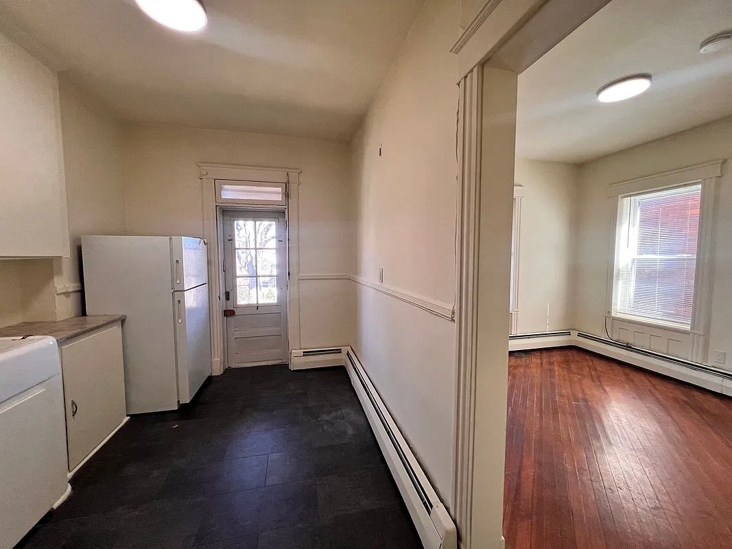 1 bed, 1.0 bath, 600 sqft, $1,200 — Photo 3