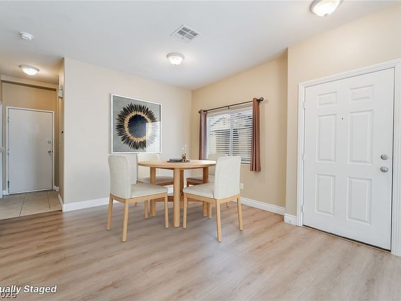 5th image of 1080 Slate Crossing Ln Unit 3