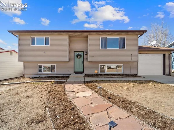 1660 Mineola St, Colorado Springs, CO 80915