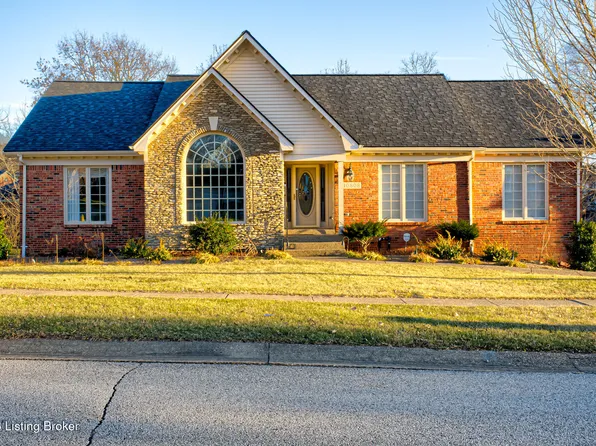 10808 Foxgate Ct, Louisville, KY 40223
