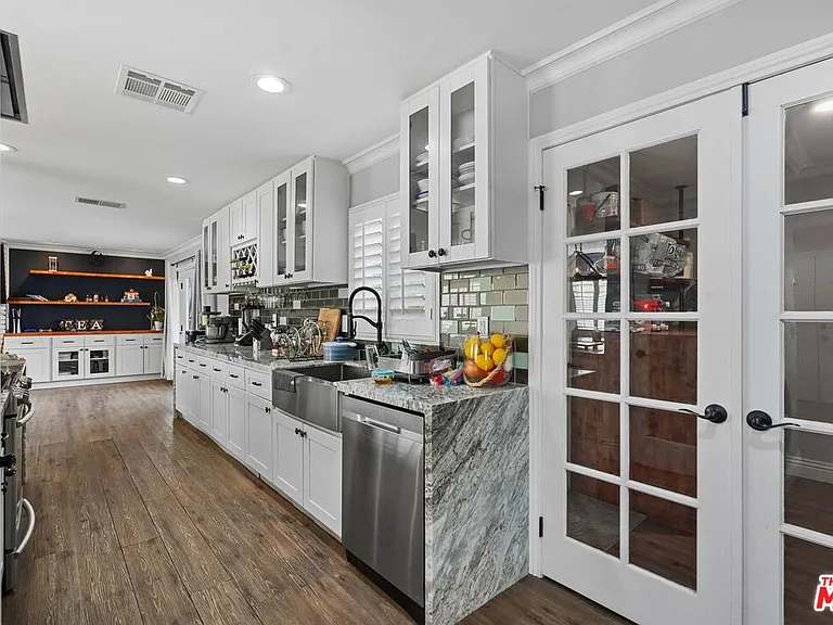 4631 W Avenue M8 — Photo 16