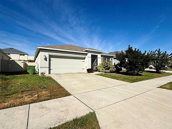2nd image of 257 MEADOWBROOK BOULEVARD