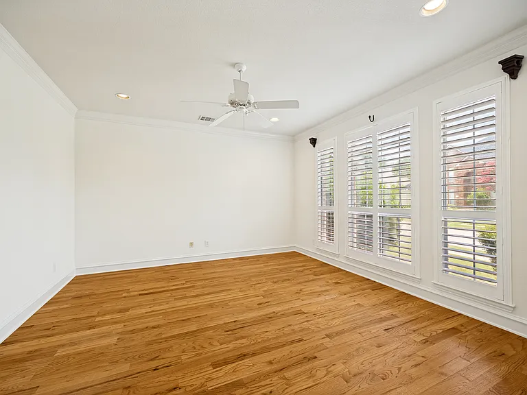 7805 San Isabel Dr — Photo 4