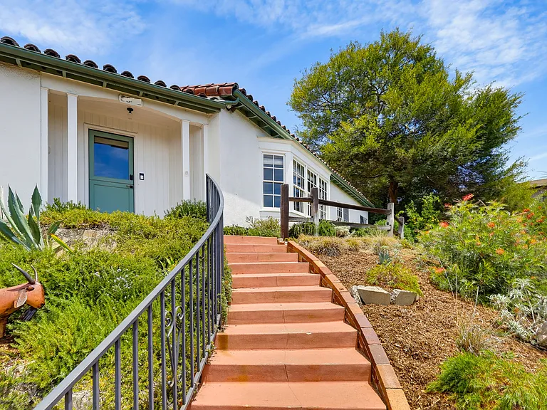 Candace Pl — Photo 54