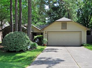 69 Hickory Oak Dr, Spring, TX 77381