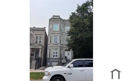 1324 S Sawyer Ave #2F Photo 1