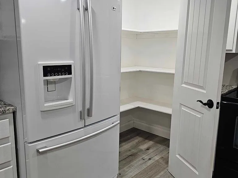 1189 W Escalante Dr #2 — Photo 8