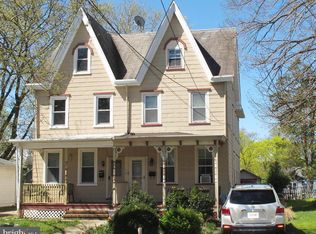 913 Cinnaminson Ave, Palmyra, NJ 08065