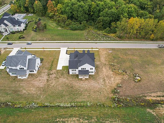 3rd image of 13867 Bianca Ct