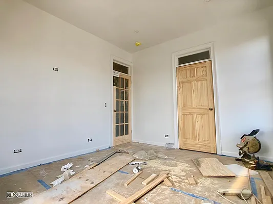 Rented by Citi Habitats | media 16