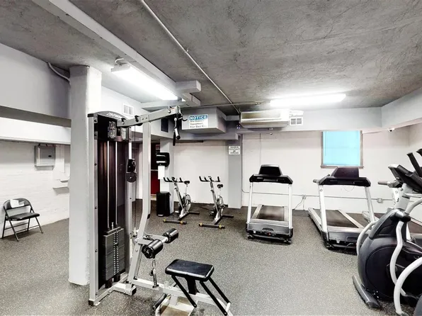 43-10 48th Avenue image 33 of 38