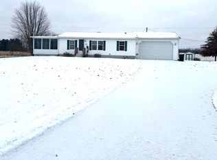 11703 Sharon Valley Rd, Brooklyn, MI 49230