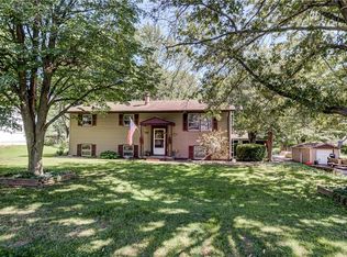 4537 Wicker Dr, Decatur, IL 62521