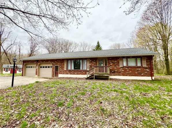 39 County Route 1a, Oswego, NY 13126