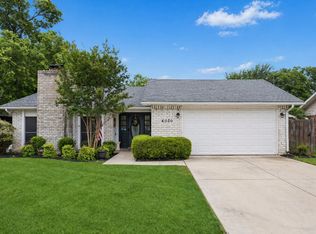 4020 Dogwood Ln, Fort Worth, TX 76137