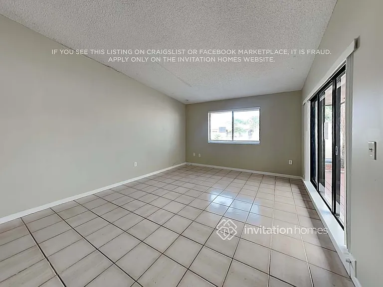 11221 SW 117th Ct — Photo 3