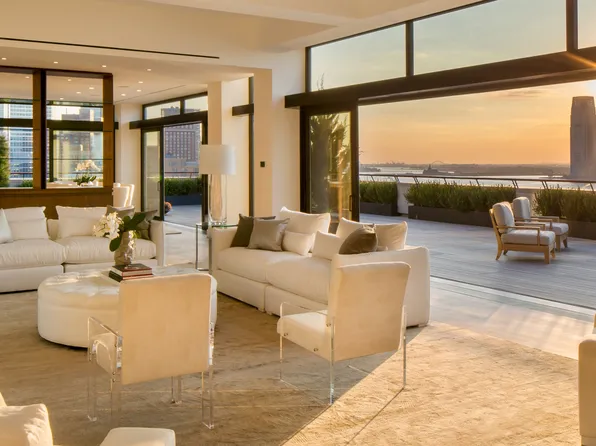 250 West St #Penthouse, New York, NY 10013
