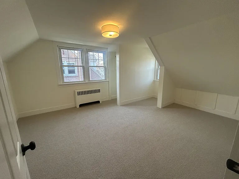 Upstairs Bedroom 1
