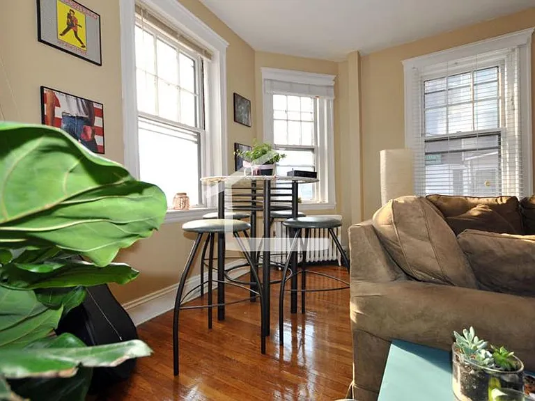 319 Allston St #4-L — Photo 2