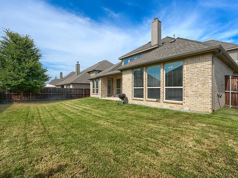 14175 Wheatfield Ln — Photo 37