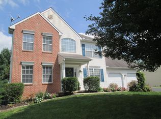 616 Redwood Dr, Lancaster, PA 17602