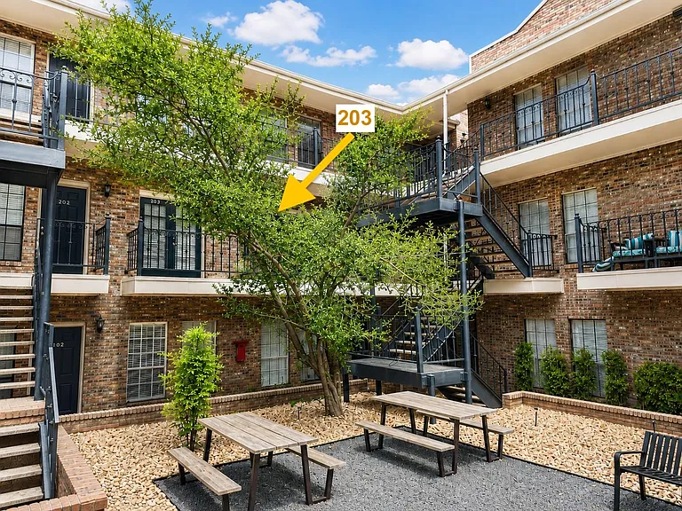 2801 Rio Grande St #203 — Photo 18