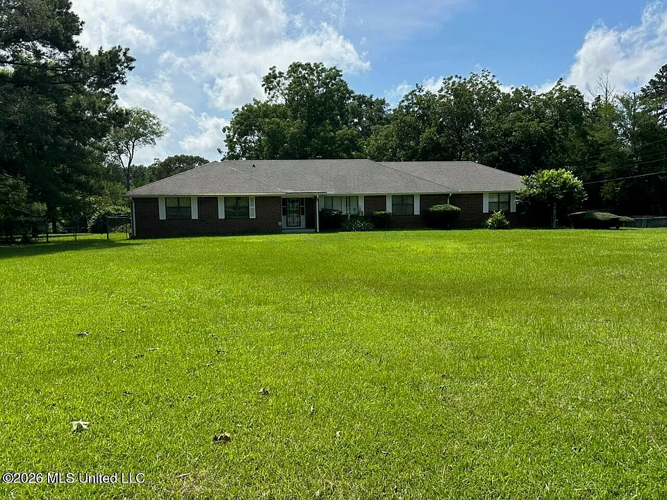 1195 N Old Canton Rd