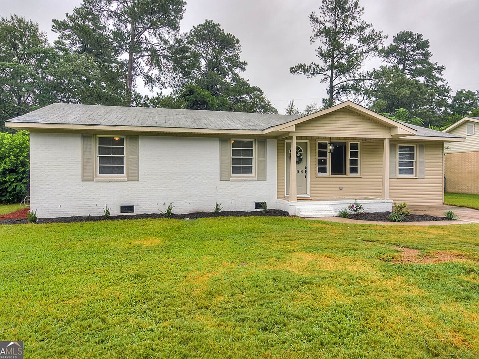 1st image of 3308 Sylvester Dr