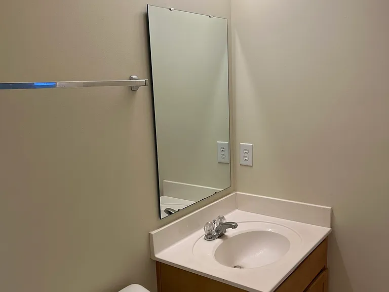 3522 Golden Gate Dr N — Photo 24