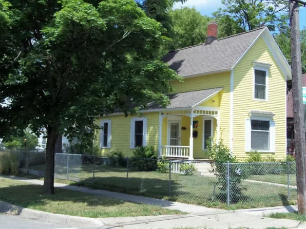 87 McKinley Ave N, Battle Creek, MI 49017