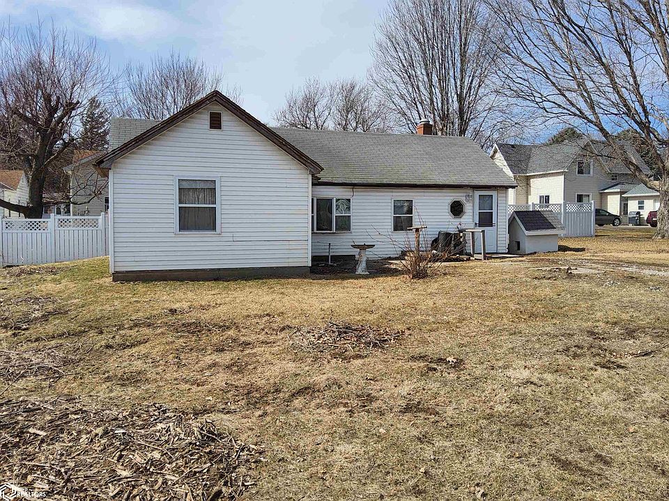 1st image of 2309 6th St