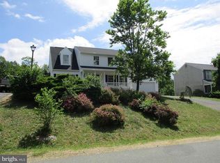 11819 Falcon Ridge Dr, Fredericksburg, VA 22407