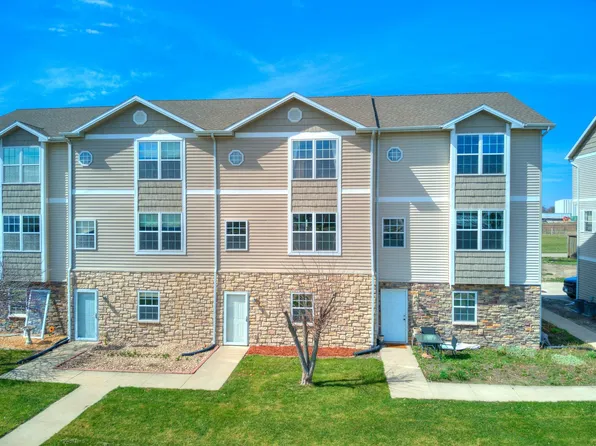 1305 S G Ave Unit 7, Nevada, IA 50201