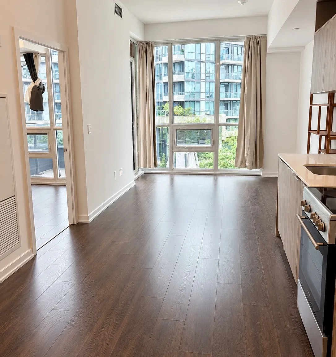 The Park club condos — Photo 4