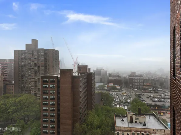 387 Grand Street image 1 of 6