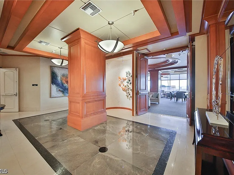 2090 W 1st St #1009 — Photo 35