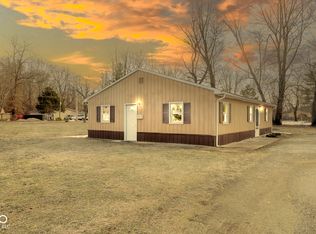 733 Mann Ave, Austin, IN 47102