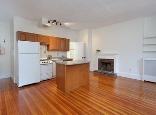 16 Hancock St #3R1, Boston, MA 02114