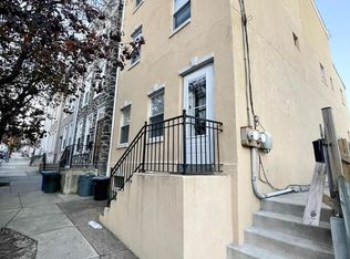 105 Seville St, Philadelphia, PA 19127