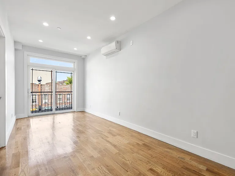 237 Buffalo Ave #3D — Photo 6
