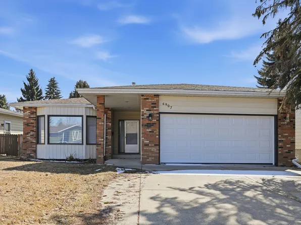 6907 19th Ave NW, Edmonton, AB T6K 2G7