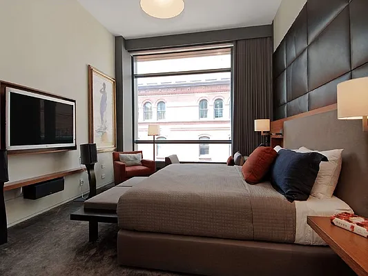 Sold by Sotheby's International Realty | media 14