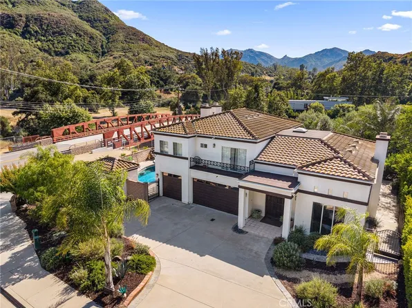 2305 Waring Dr, Agoura Hills, CA 91301