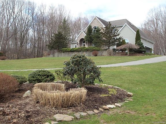 2nd image of 21 Noah Ln