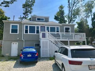 17 Fort Point Rd, Weymouth, MA 02191