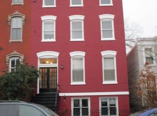 122 4th St SE #4, Washington, DC 20003