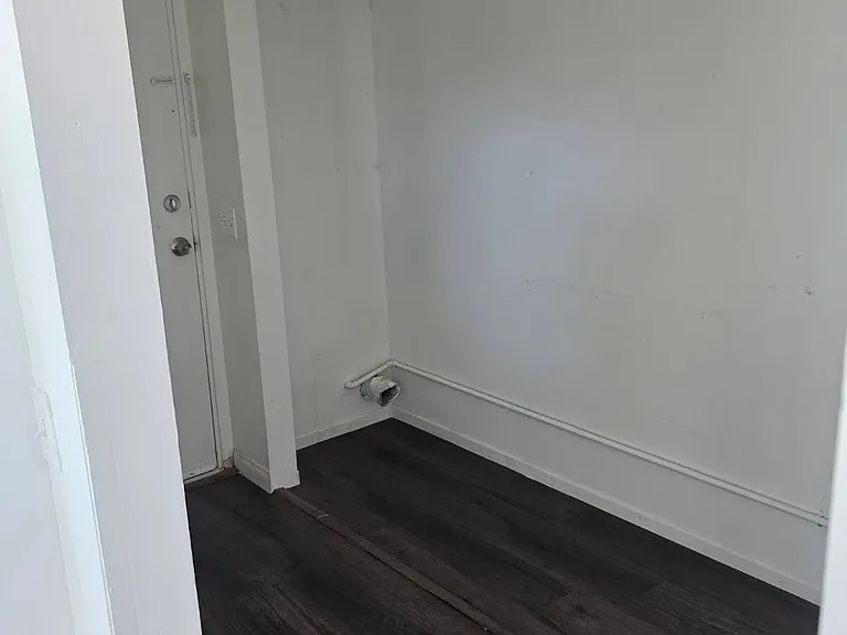 53080 Harrison St — Photo 11